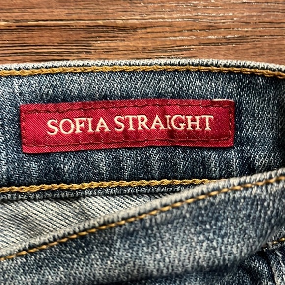 Lucky Brand Sofia Straight Leg Jeans - Picture 3 of 15